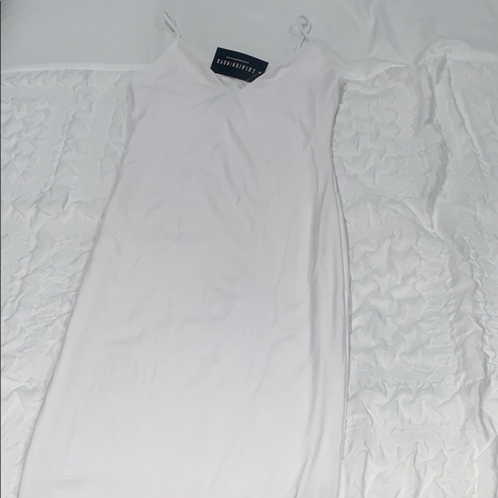 White FashionNova bodycon